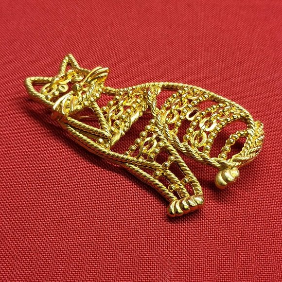 Danecraft Gold Tone Metal Cat Pin Brooch - Picture 9 of 10